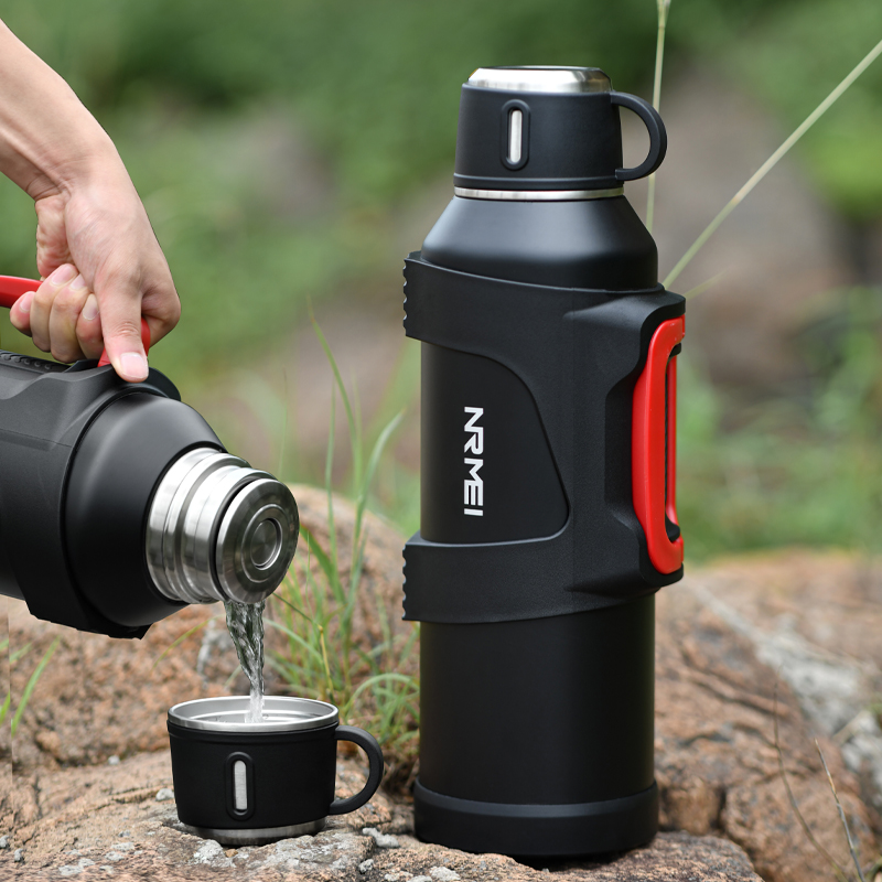 Outdoor Camping Water Jug - إبريق معزول من الفولاذ المقاوم للصدأ
